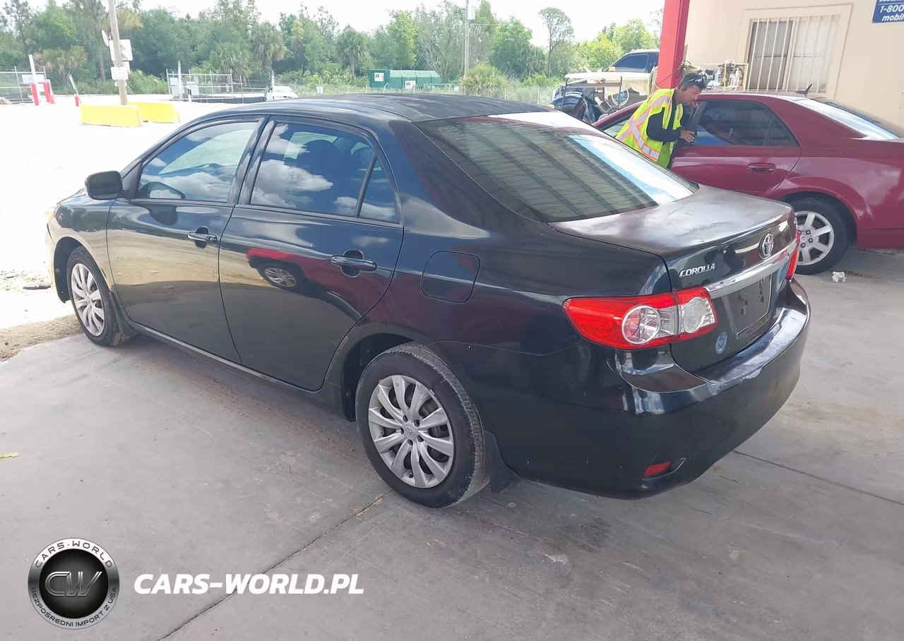 2012 Toyota Corolla Le VIN:2T1BU4EE7CC834981 - 3