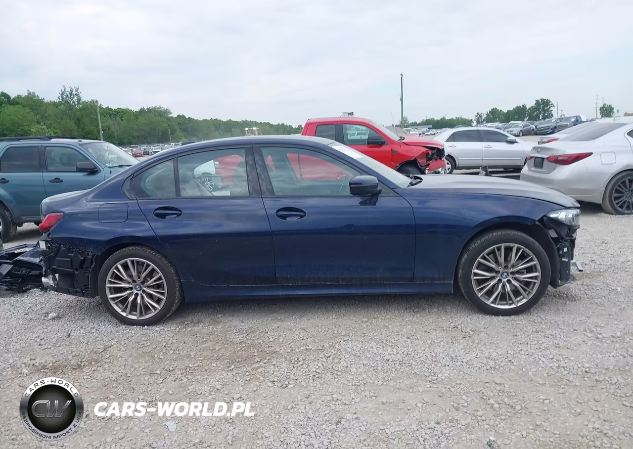 2023 BMW 330I xDrive VIN:3MW89FF01P8C96999 - 14