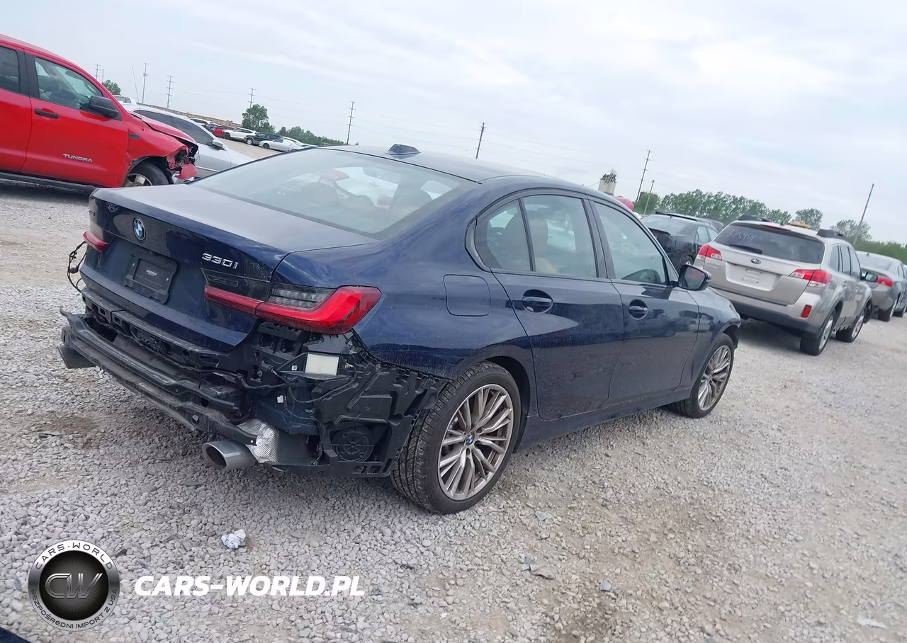2023 BMW 330I xDrive VIN:3MW89FF01P8C96999 - 4
