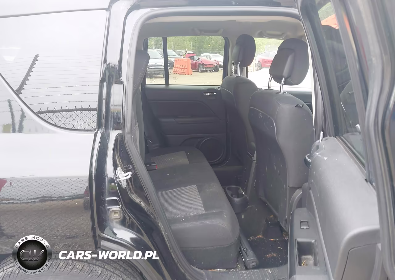 2012 Jeep Compass Latitude VIN:1C4NJDEB6CD650386 - 8