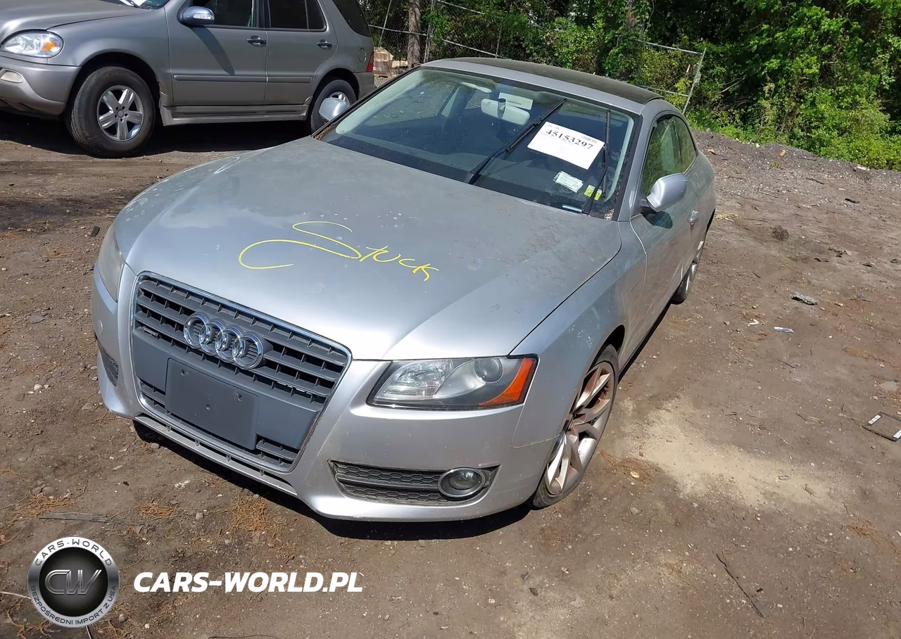2010 Audi A5 2.0T Premium VIN:WAUCFAFR1AA073121 - 2