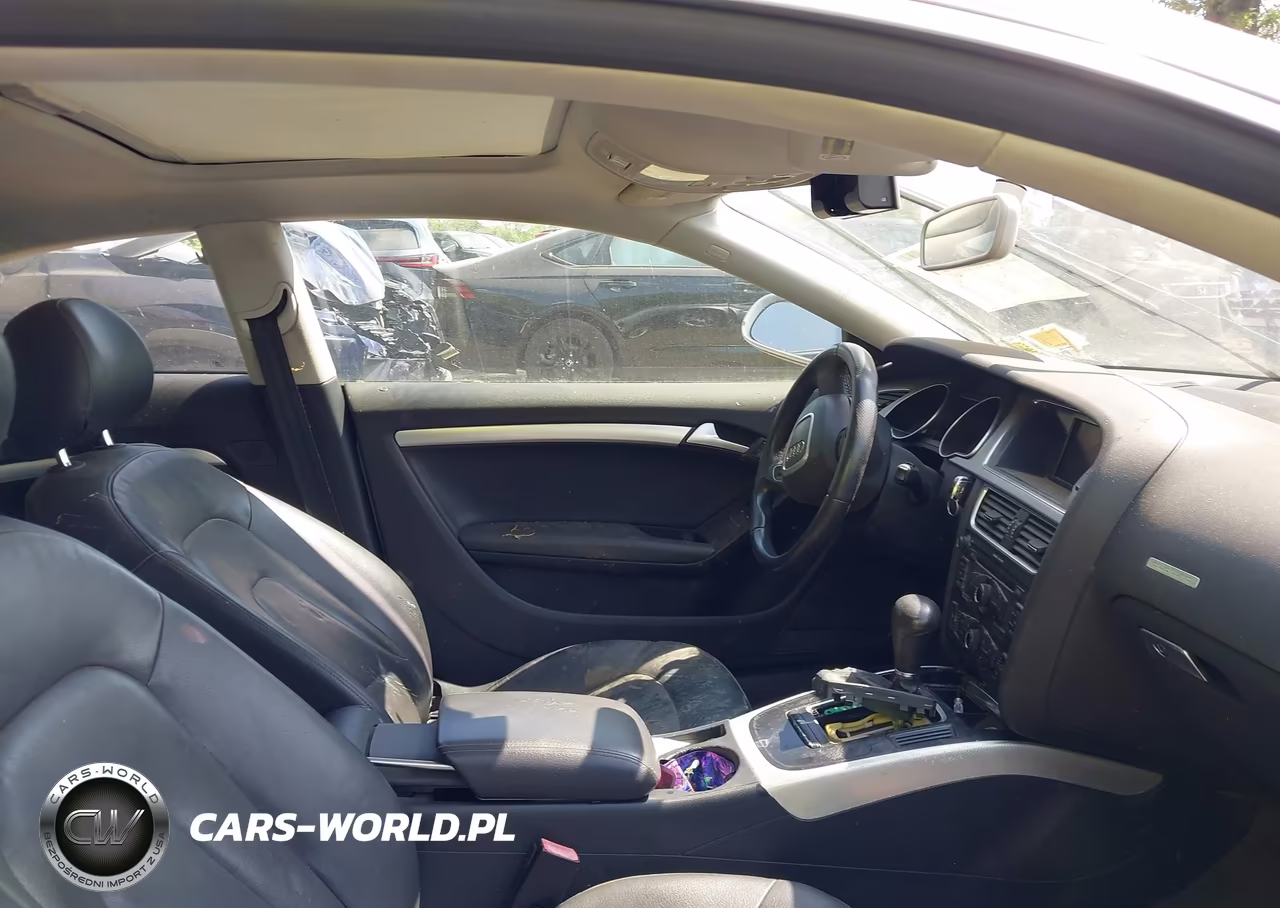 2010 Audi A5 2.0T Premium VIN:WAUCFAFR1AA073121 - 5