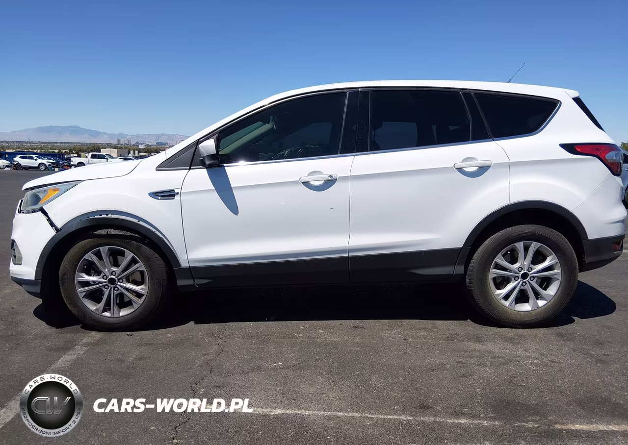 2017 Ford Escape Se VIN:1FMCU0G99HUC53551 - 15