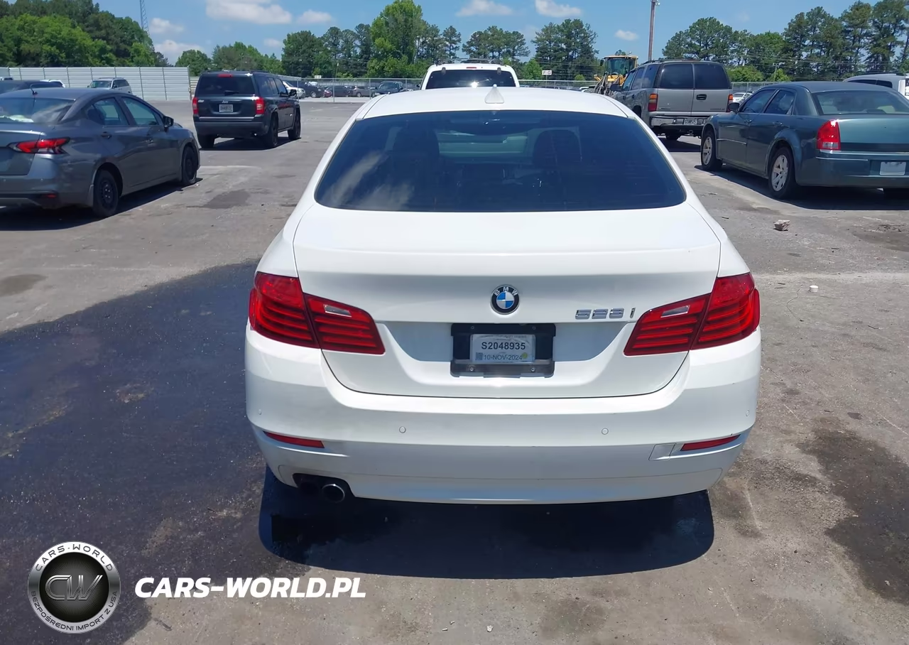 2015 BMW 528I VIN:WBA5A5C55FD524492 - 16