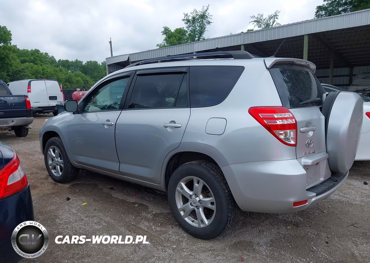 2011 Toyota Rav4 VIN:2T3BF4DVXBW139393 - 3