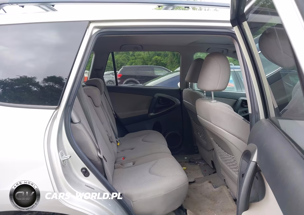 2011 Toyota Rav4 VIN:2T3BF4DVXBW139393 - 8