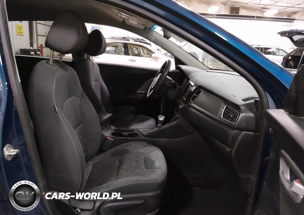 2019 Kia Niro Lx VIN:KNDCB3LC7K5242188 - 5