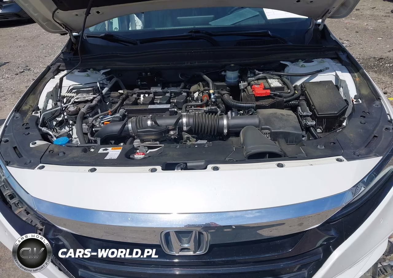 2018 Honda Accord Touring VIN:1HGCV1F97JA125651 - 10