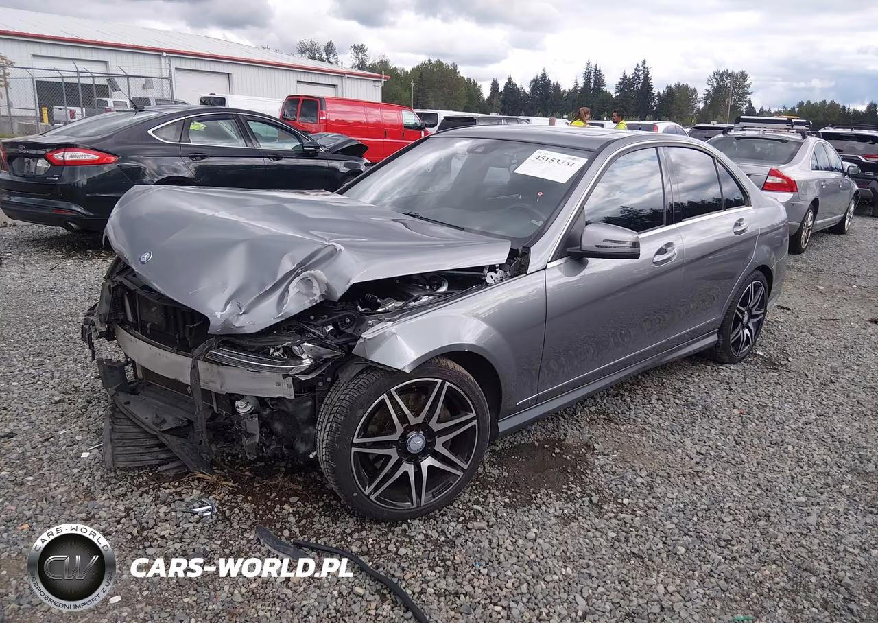 2014 Mercedes-Benz C 300 Sport 4Matic VIN:WDDGF8AB5EG171584 - 2