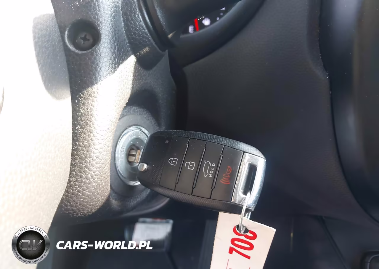 2016 Kia Soul VIN:KNDJN2A22G7817909 - 11