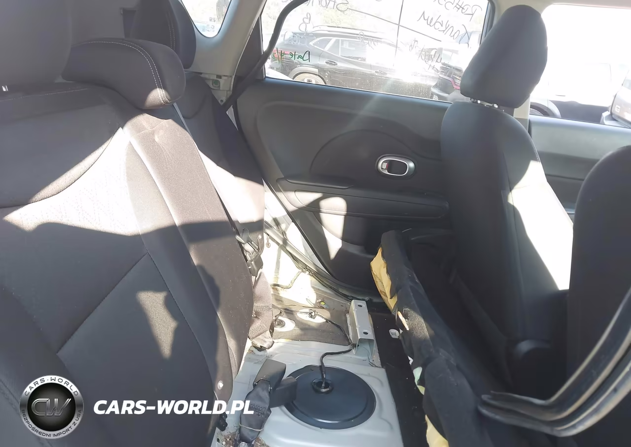 2016 Kia Soul VIN:KNDJN2A22G7817909 - 8