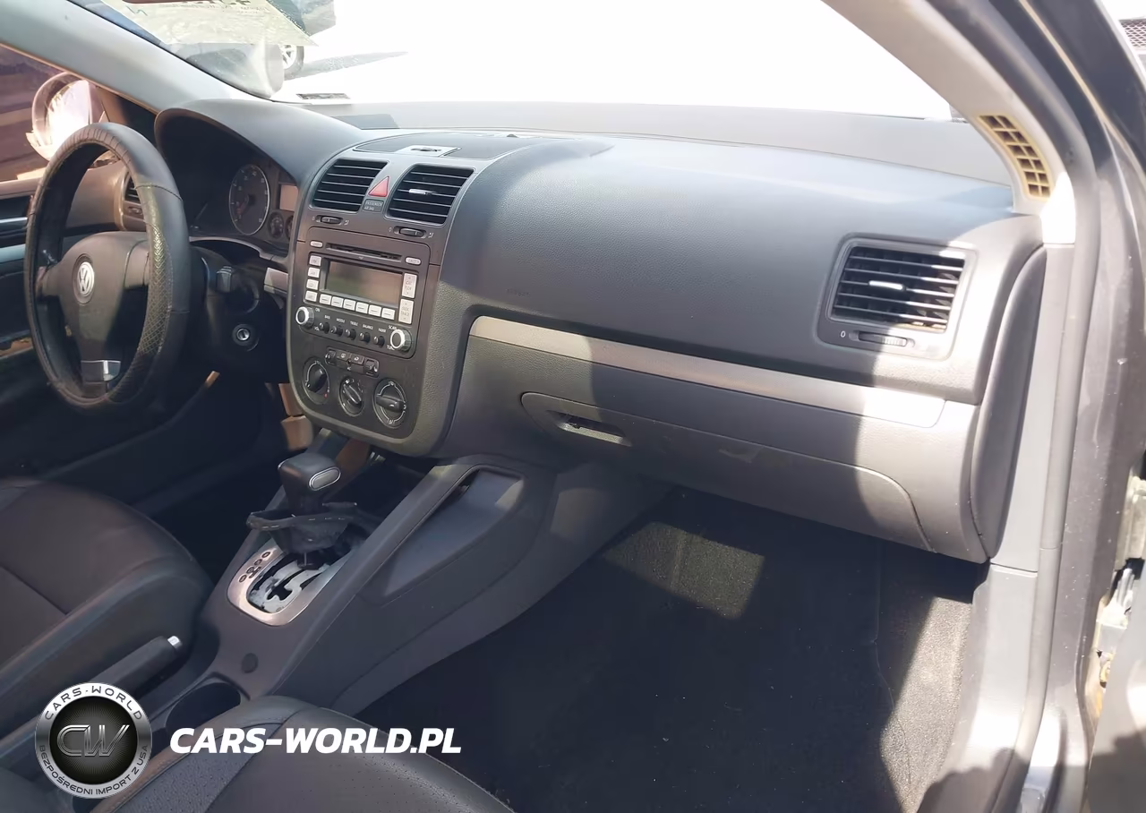 2008 Volkswagen Jetta Se VIN:3VWRM71K98M123158 - 5