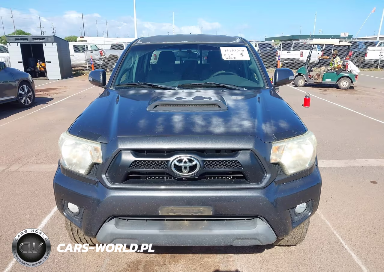 2015 Toyota Tacoma Prerunner V6 VIN:3TMJU4GN4FM187332 - 12