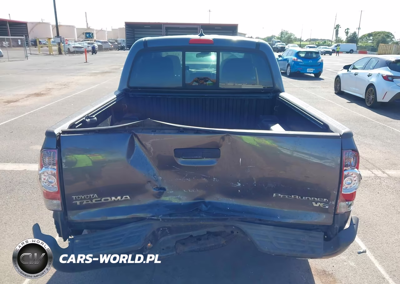 2015 Toyota Tacoma Prerunner V6 VIN:3TMJU4GN4FM187332 - 16