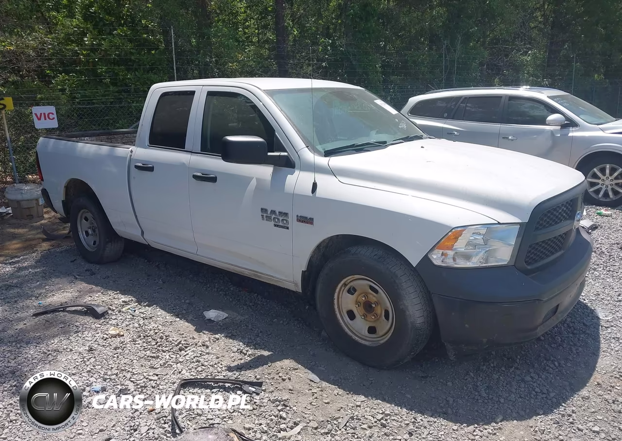 2022 Ram 1500 Classic Tradesman 4X2 6'4 Box – zdjęcie 1 z 17