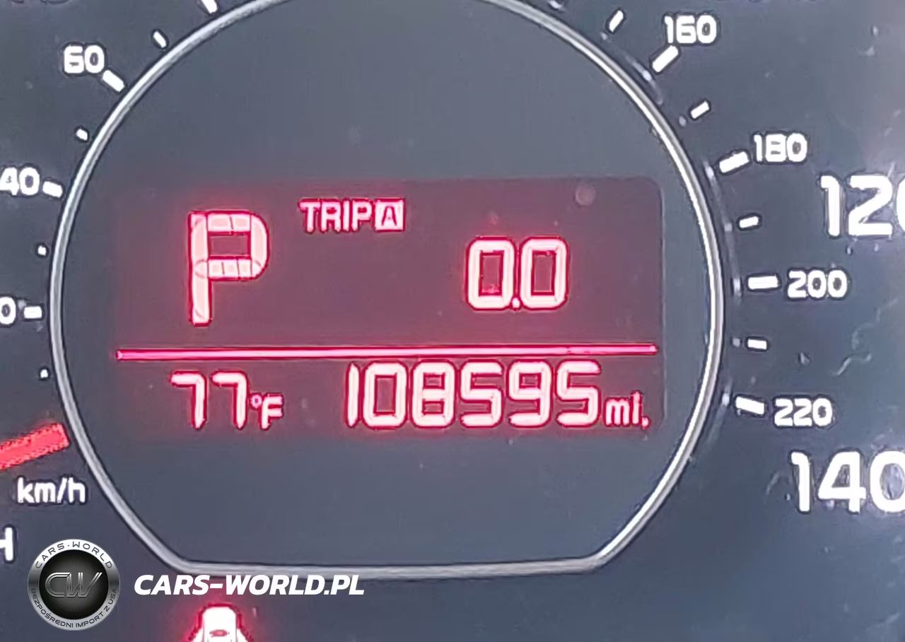 2018 Kia Soul + VIN:KNDJP3A54J7891401 - 15