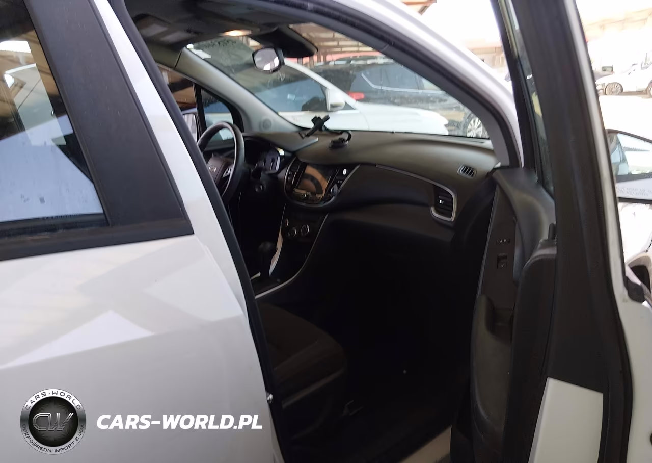2018 Chevrolet Trax Ls VIN:KL7CJKSB3JB544175 - 5