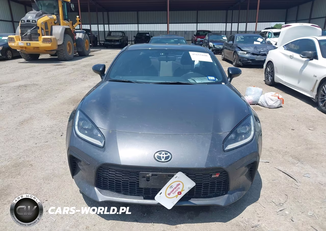 2025 Toyota Gr86 Premium VIN:JF1ZNBE13S8759337 - 12