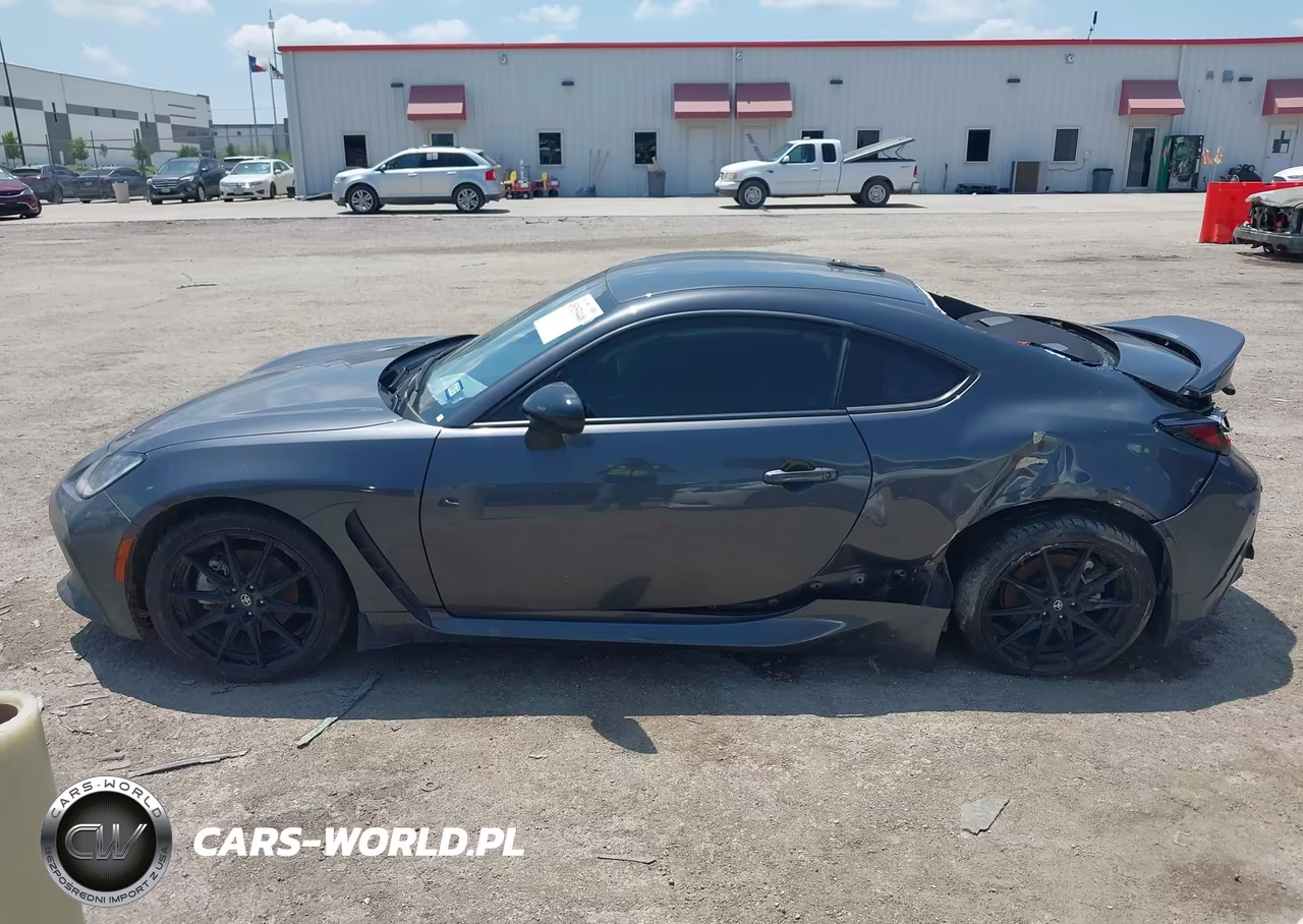 2025 Toyota Gr86 Premium VIN:JF1ZNBE13S8759337 - 14