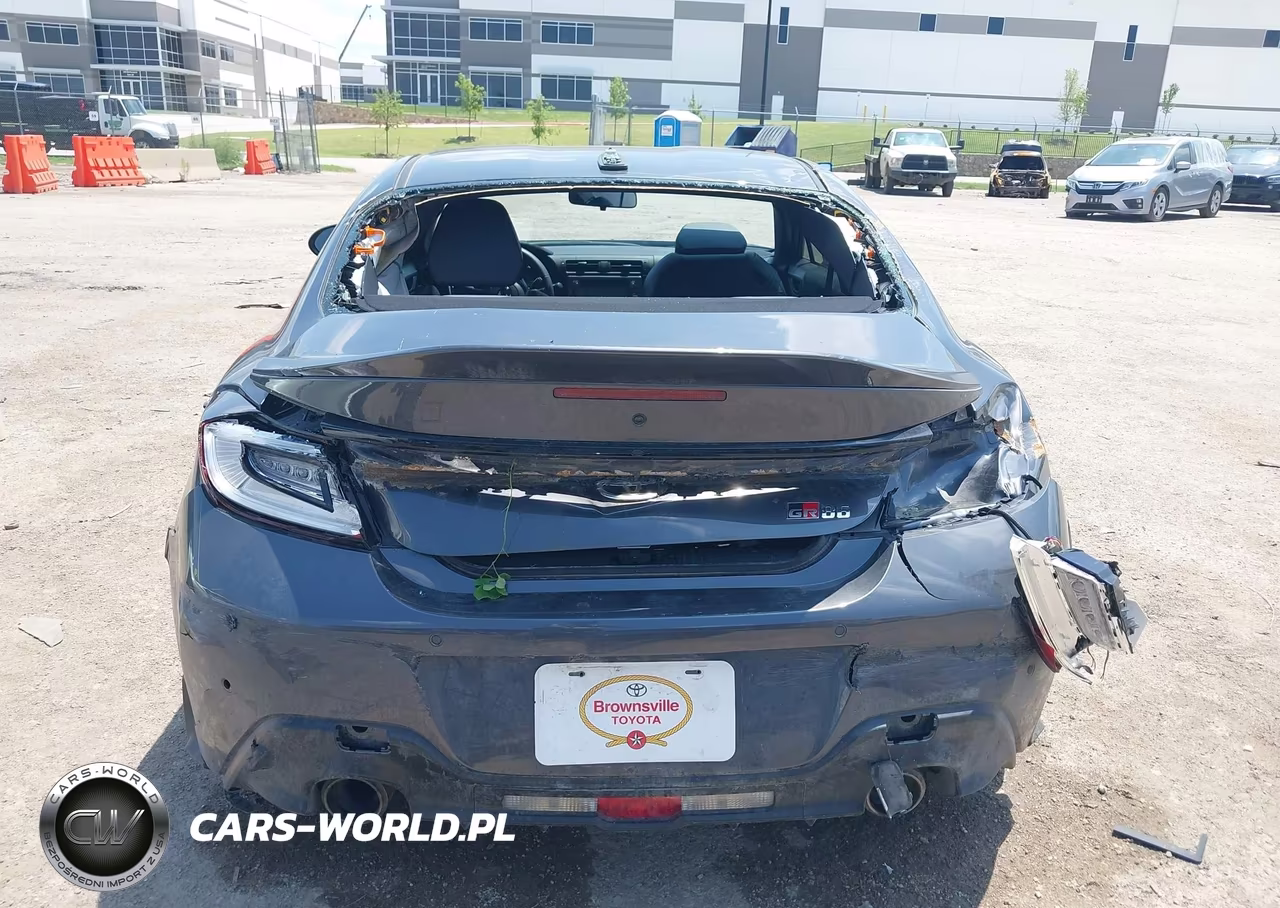 2025 Toyota Gr86 Premium VIN:JF1ZNBE13S8759337 - 16