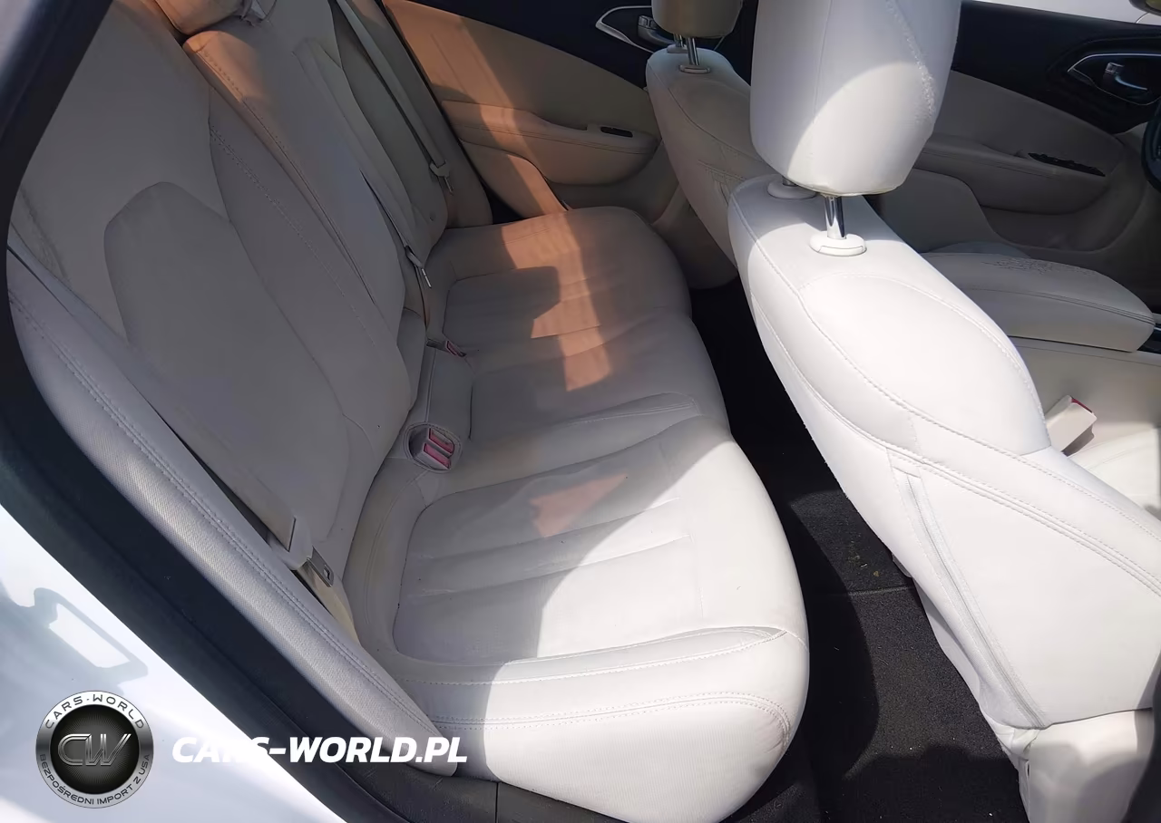 2016 Chrysler 200 Limited VIN:1C3CCCAB9GN164113 - 8