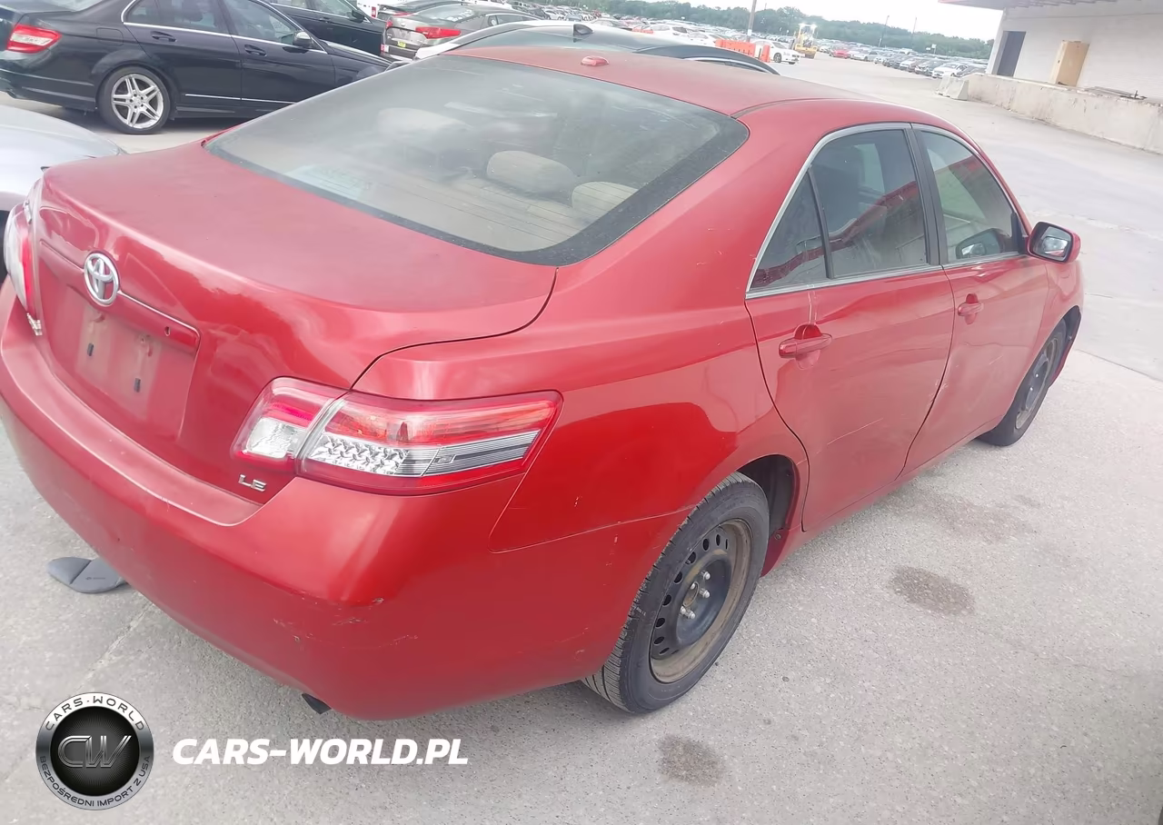 2010 Toyota Camry Le VIN:4T1BF3EK7AU040522 - 4