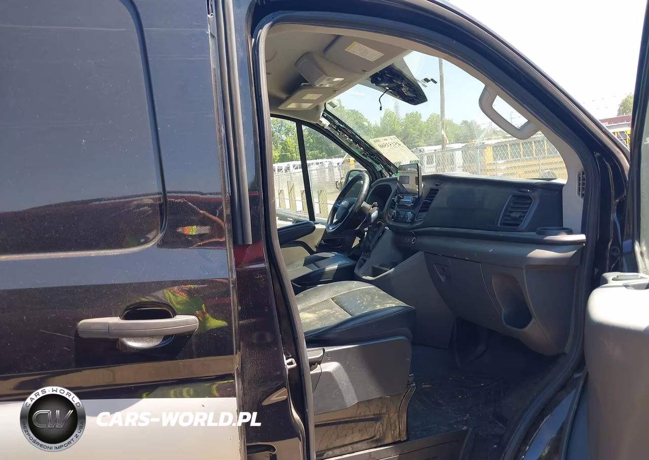 2021 Ford Transit-150