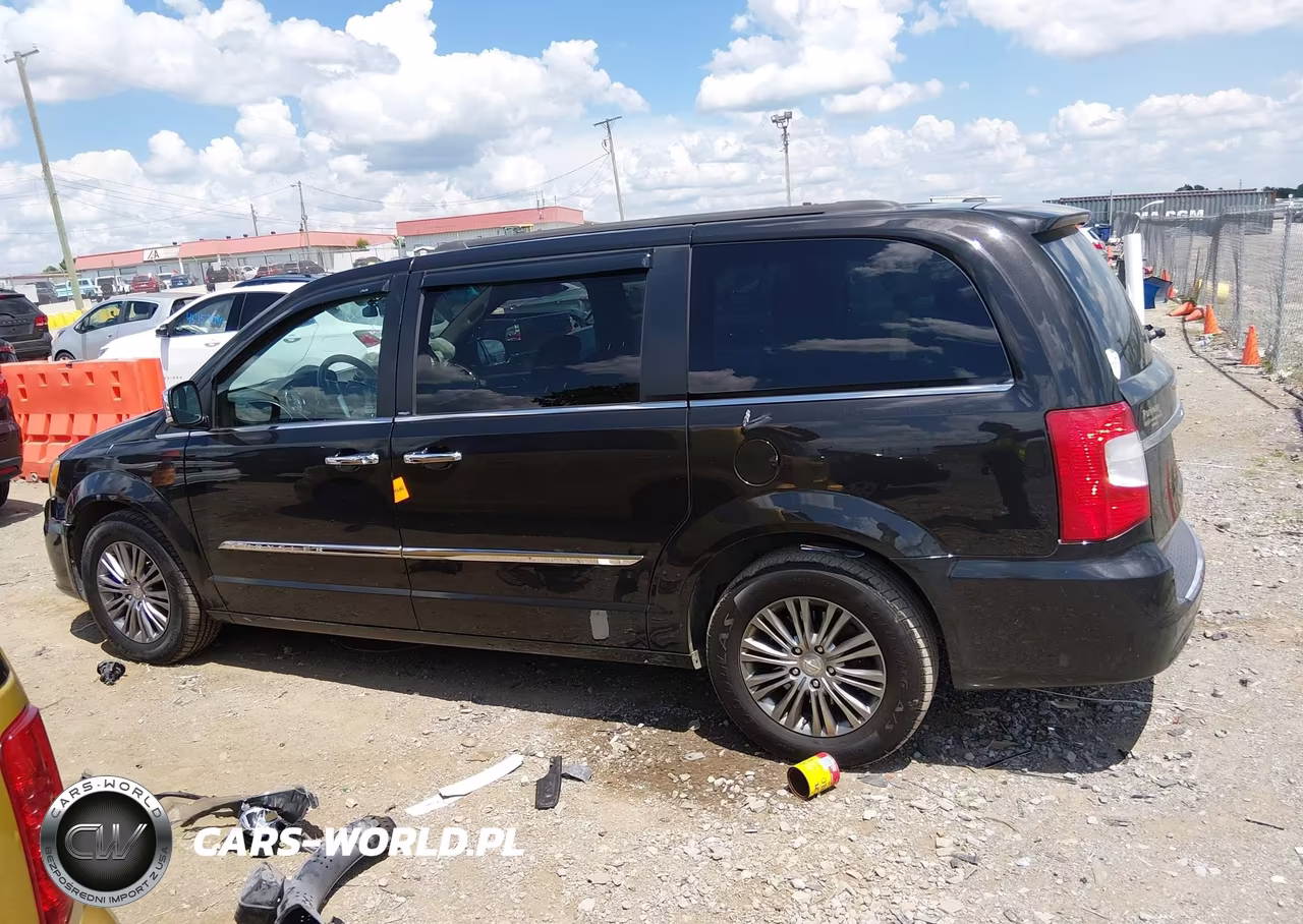 2014 Chrysler Town & Country Touring-L VIN:2C4RC1CG3ER231968 - 15