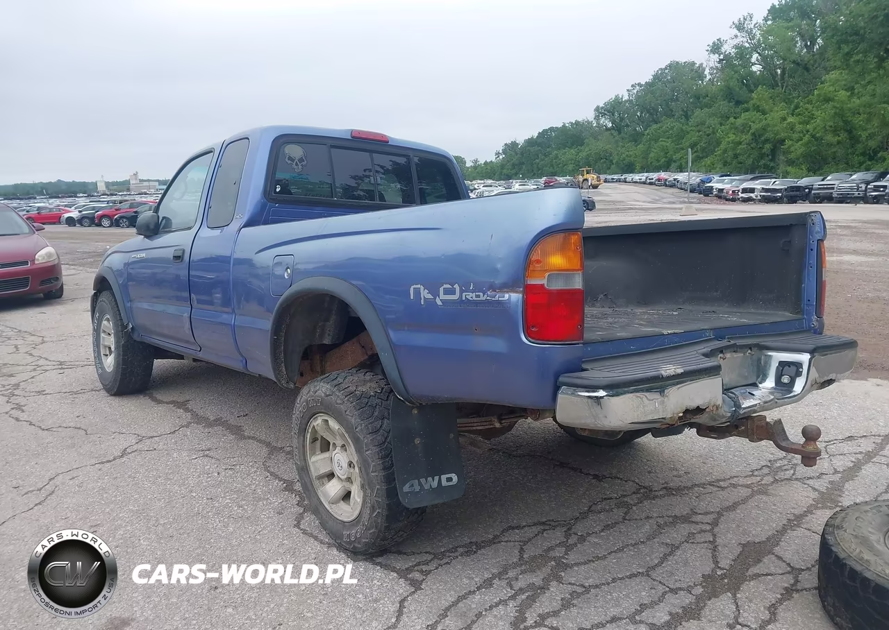 1999 Toyota Tacoma VIN:4TAWN72NXXZ548246 - 3