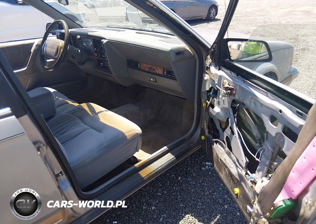 1996 Buick Century Special-Custom-Limited VIN:1G4AG55M3T6440901 - 5