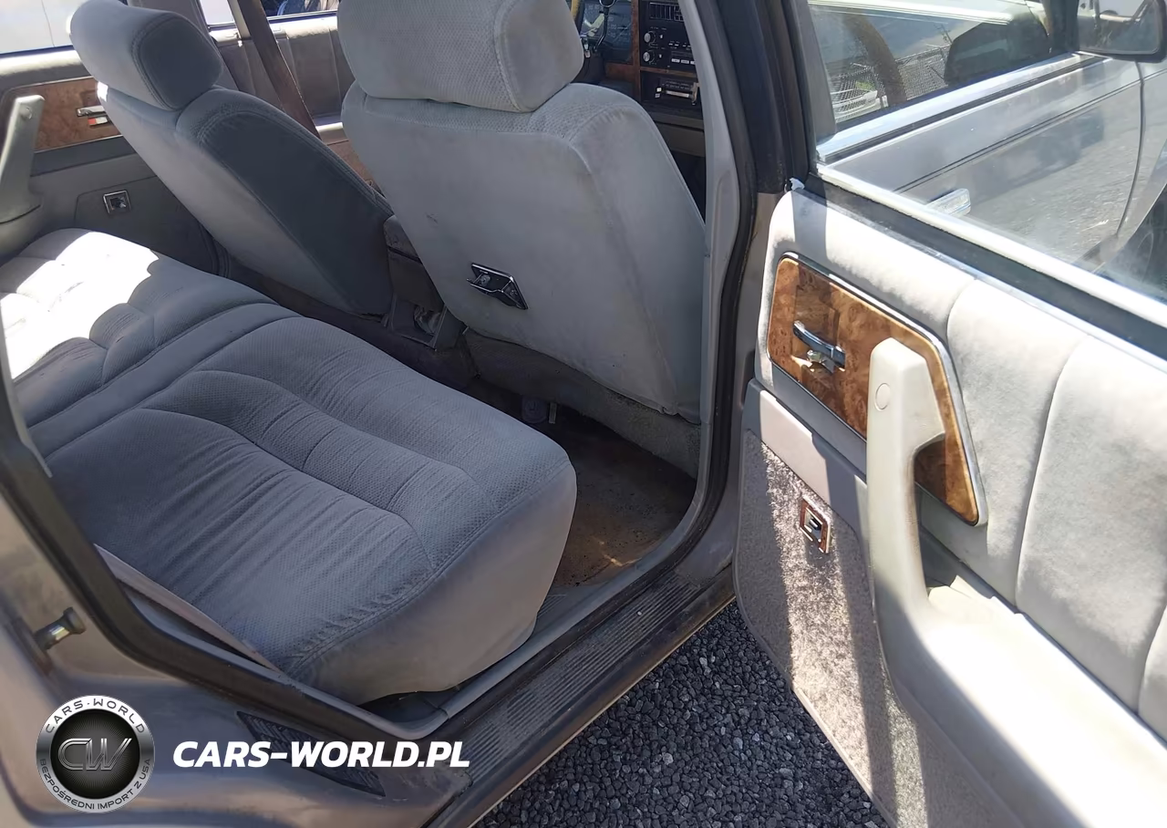 1996 Buick Century Special-Custom-Limited VIN:1G4AG55M3T6440901 - 8