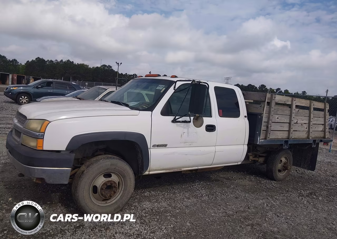 2004 Chevrolet Silverado 3500 Chassis Work Truck VIN:1GBJC39U84E233107 - 14