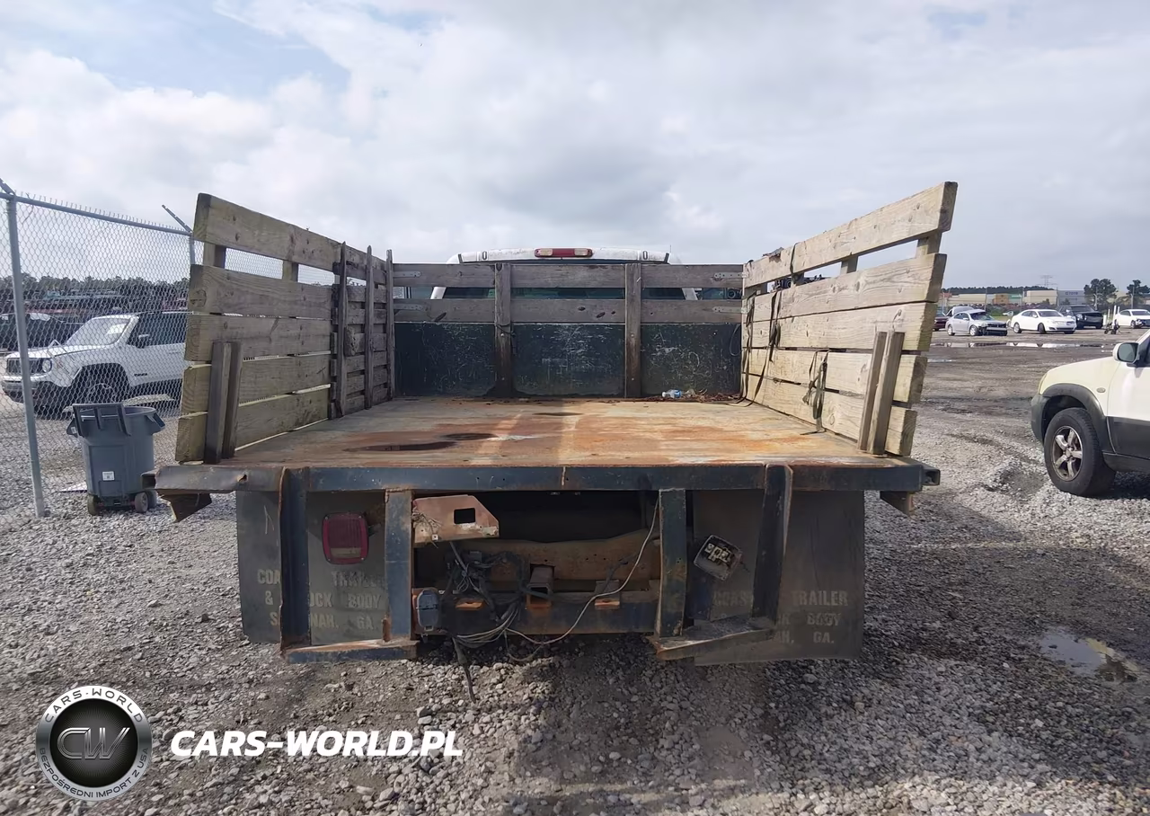 2004 Chevrolet Silverado 3500 Chassis Work Truck VIN:1GBJC39U84E233107 - 15