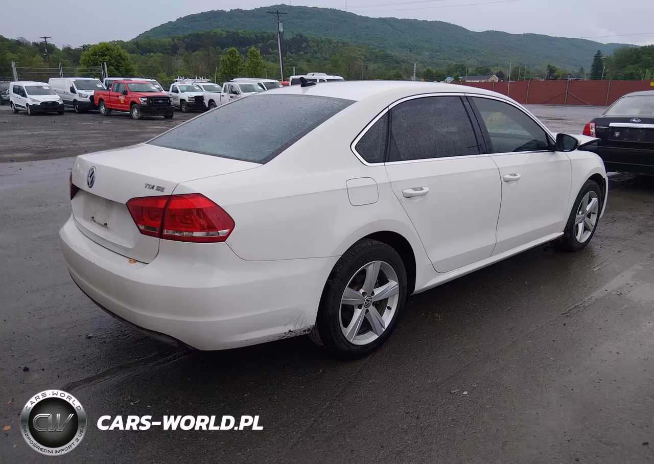 2012 Volkswagen Passat 2.0L Tdi Se VIN:1VWBN7A36CC071845 - 4
