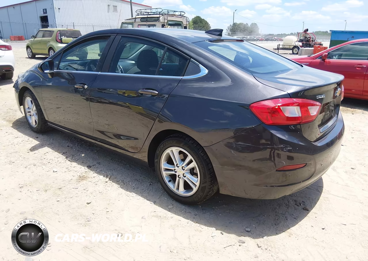 2017 Chevrolet Cruze Lt Auto VIN:1G1BE5SM5H7215666 - 3