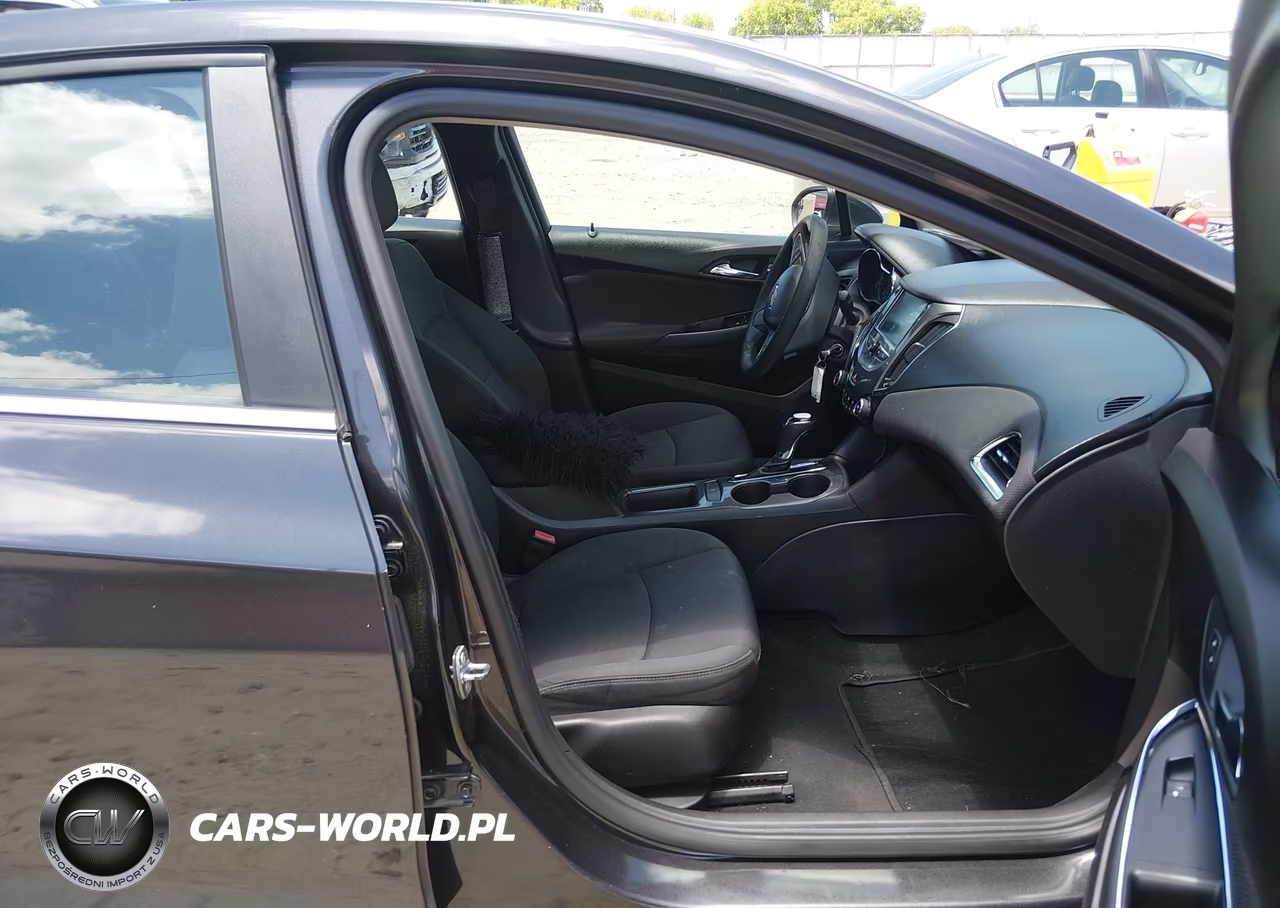 2017 Chevrolet Cruze Lt Auto VIN:1G1BE5SM5H7215666 - 5