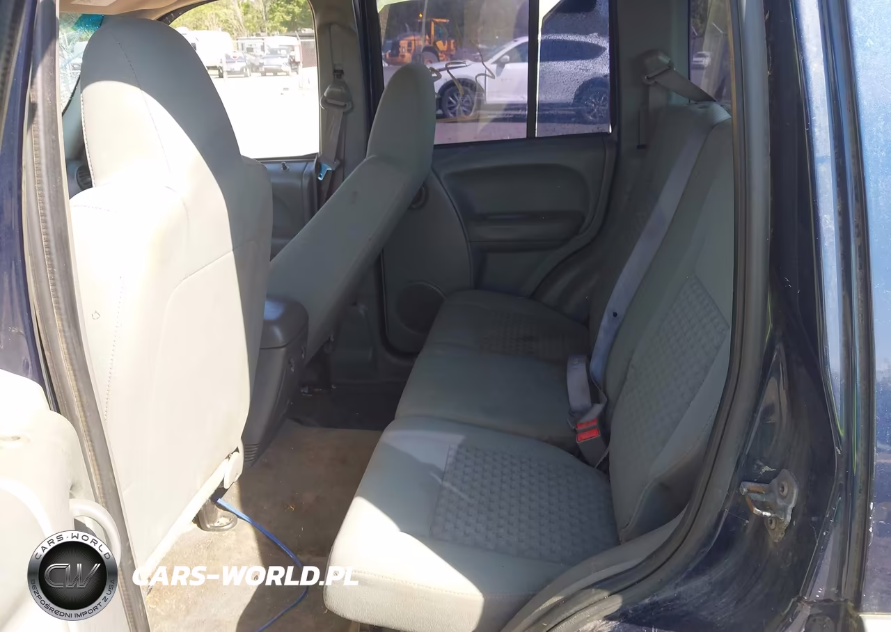 2006 Jeep Liberty Sport VIN:1J4GL48K36W198026 - 8