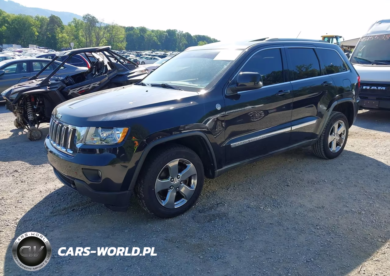 2011 Jeep Grand Cherokee Laredo VIN:1J4RR4GG8BC590211 - 2