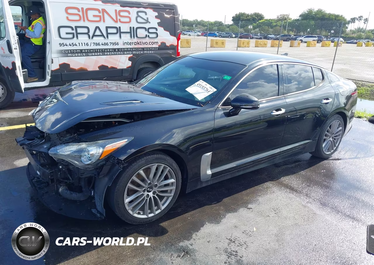 2018 Kia Stinger VIN:KNAE15LA5J6031101 - 2