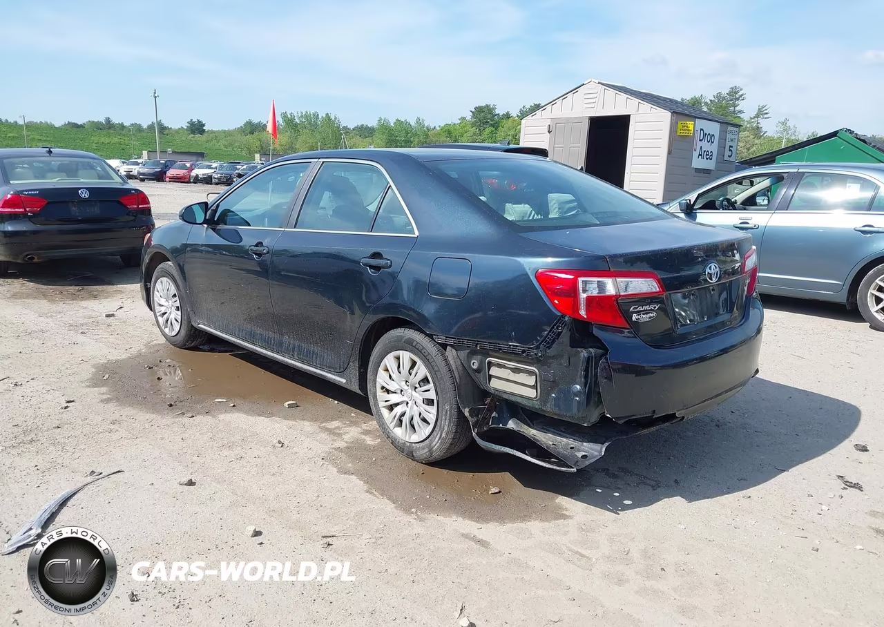 2013 Toyota Camry Le VIN:4T1BF1FK1DU249049 - 3