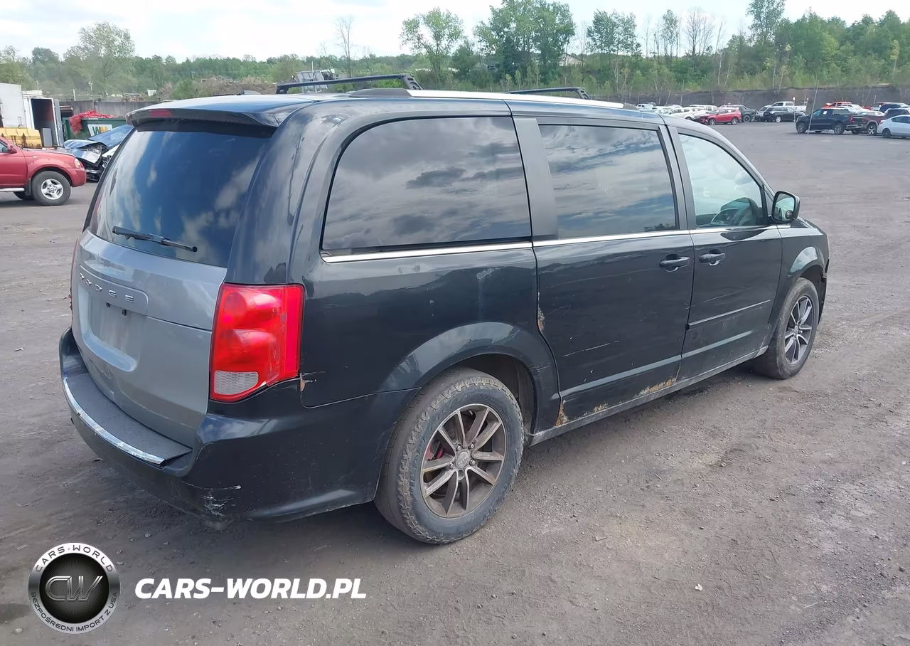 2017 Dodge Grand Caravan Sxt VIN:2C4RDGCG1HR685589 - 4