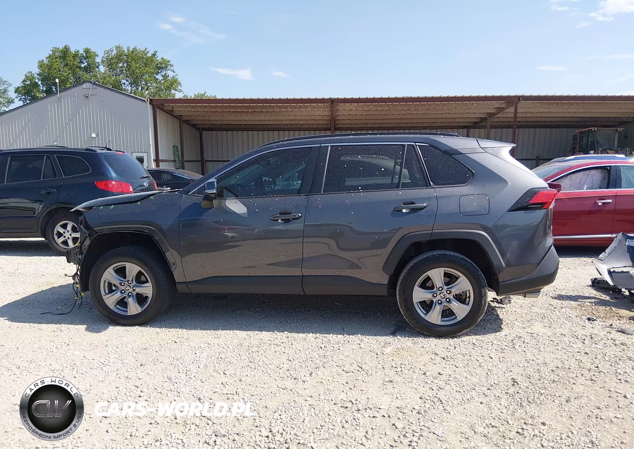 2023 Toyota Rav4 Xle VIN:2T3W1RFV2PC231052 - 14