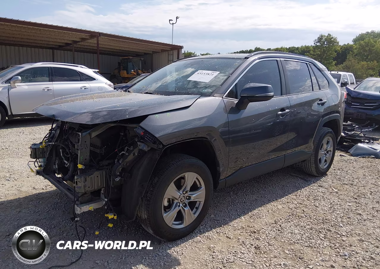 2023 Toyota Rav4 Xle VIN:2T3W1RFV2PC231052 - 2