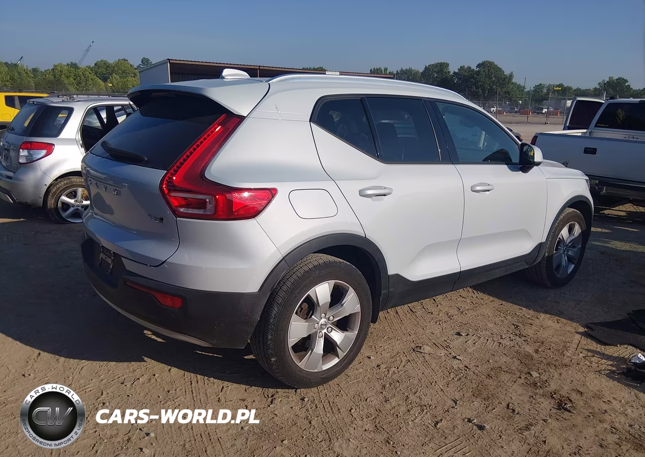 2021 Volvo Xc40 T5 Momentum VIN:YV4162UK0M2572980 - 4