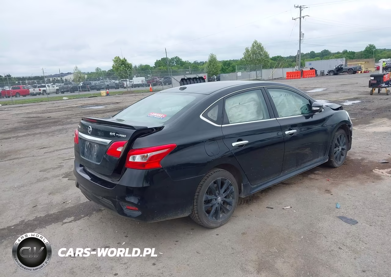 2017 Nissan Sentra Sr Turbo VIN:3N1CB7AP0HY282429 - 4