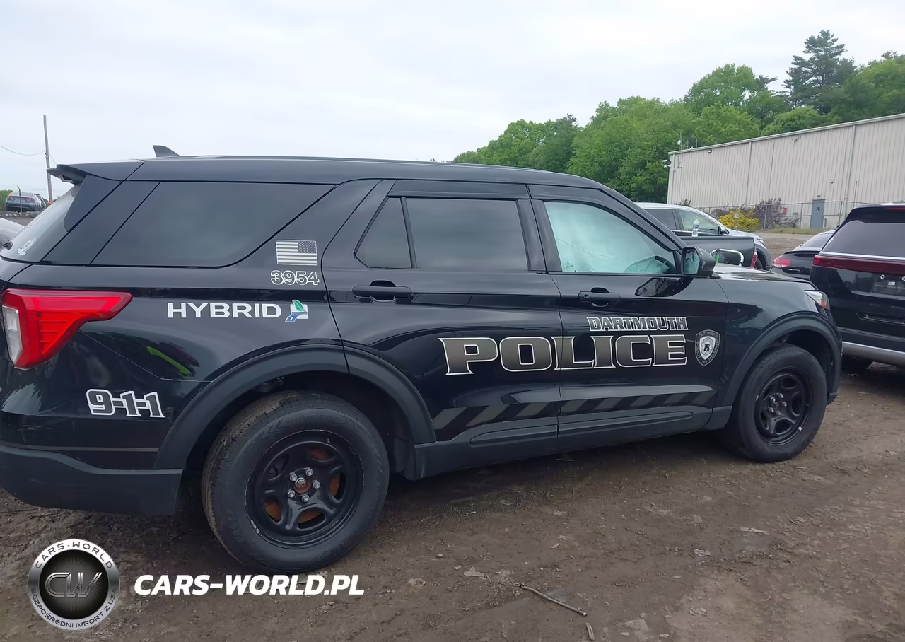 2022 Ford Police Interceptor Utility VIN:1FM5K8AW7NNA03954 - 13