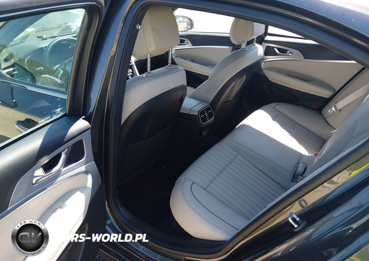 2023 Genesis G70 2.0T Awd VIN:KMTG34TA7PU126054 - 8
