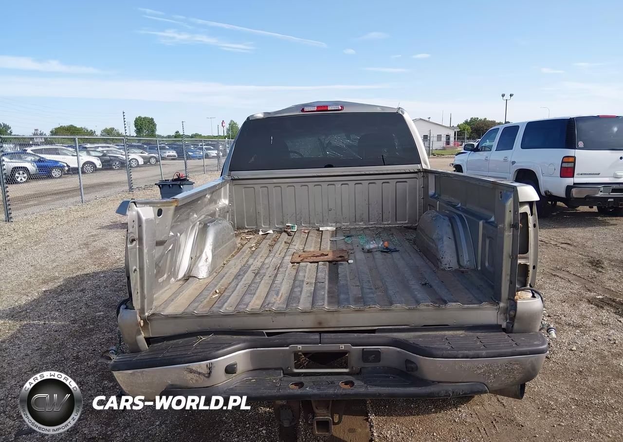 2003 Chevrolet Silverado 2500Hd Ls VIN:1GCHC29133E173133 - 17