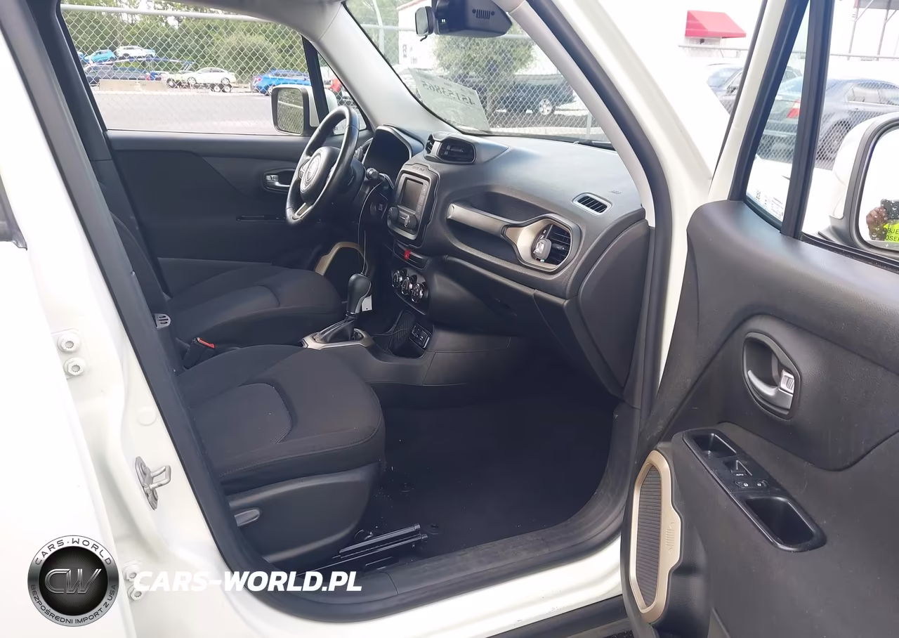 2017 Jeep Renegade Latitude Fwd VIN:ZACCJABBXHPF03295 - 5