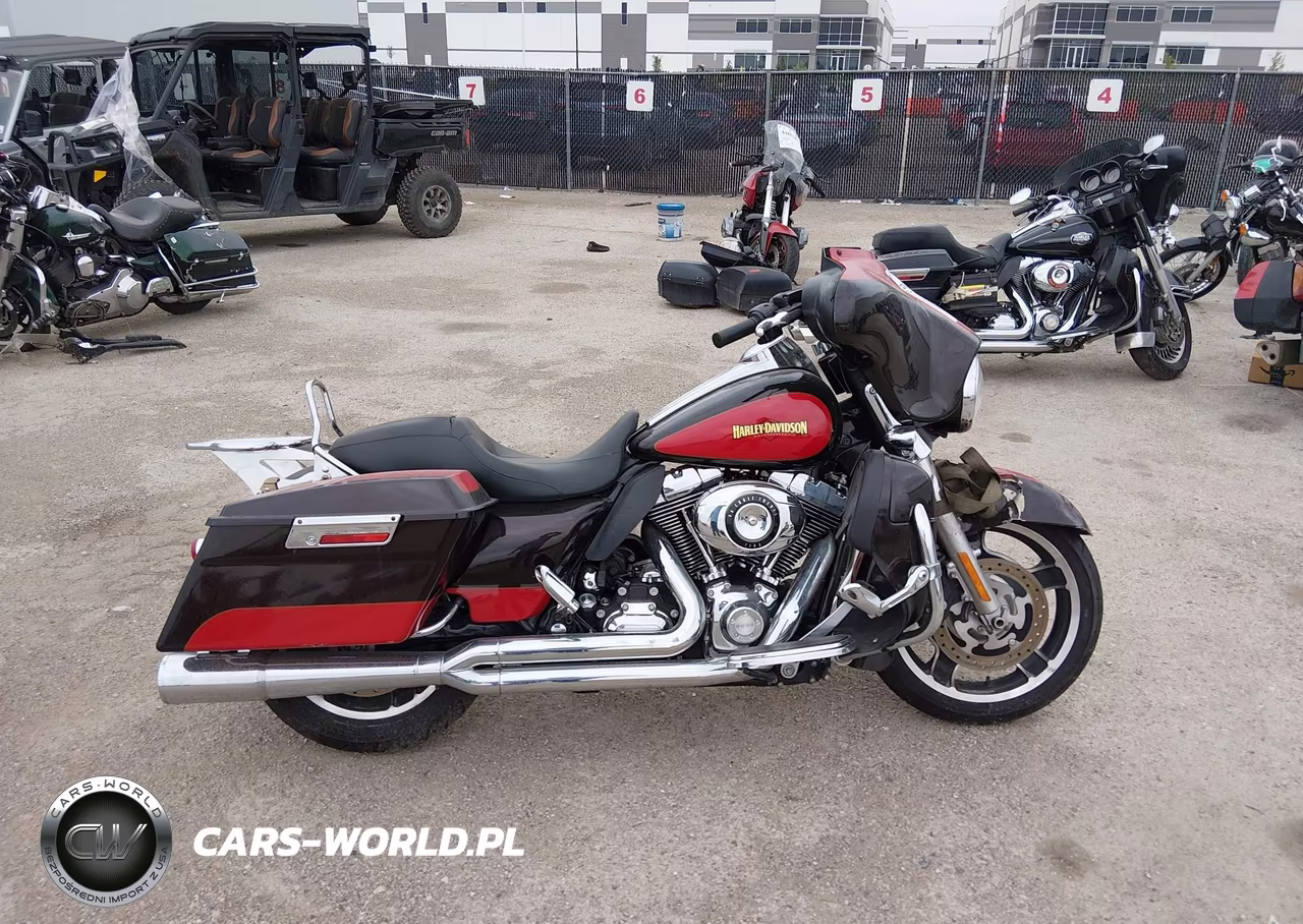 2010 Harley-Davidson Flhx VIN:1HD1KB415AB627343 - 11
